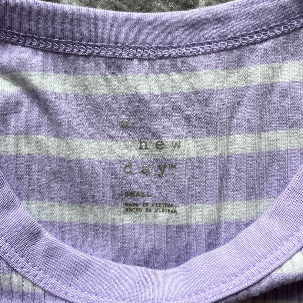 Target tshirt - Picture 3 of 3
